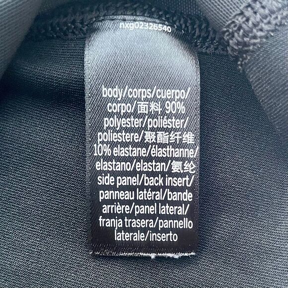 🍍3/$15🍍 Victoria’s Secret Sport Mesh & Lace Tank - Picture 8 of 8